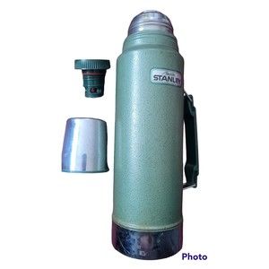 Vintage Aladdin Stanley Thermos A-944DH Green Vacuum Bottle Quart Metal USA